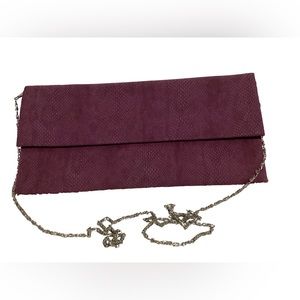 JNB clutch with detachable chain